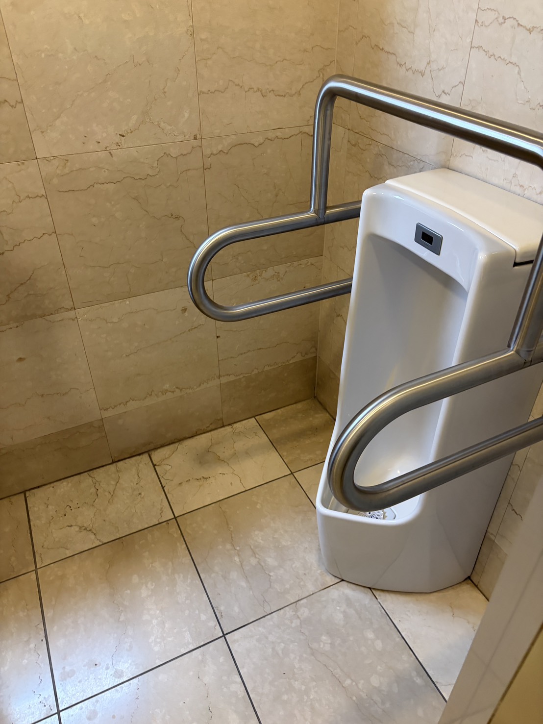 ホテル清掃|株式会社ライフスタッフ