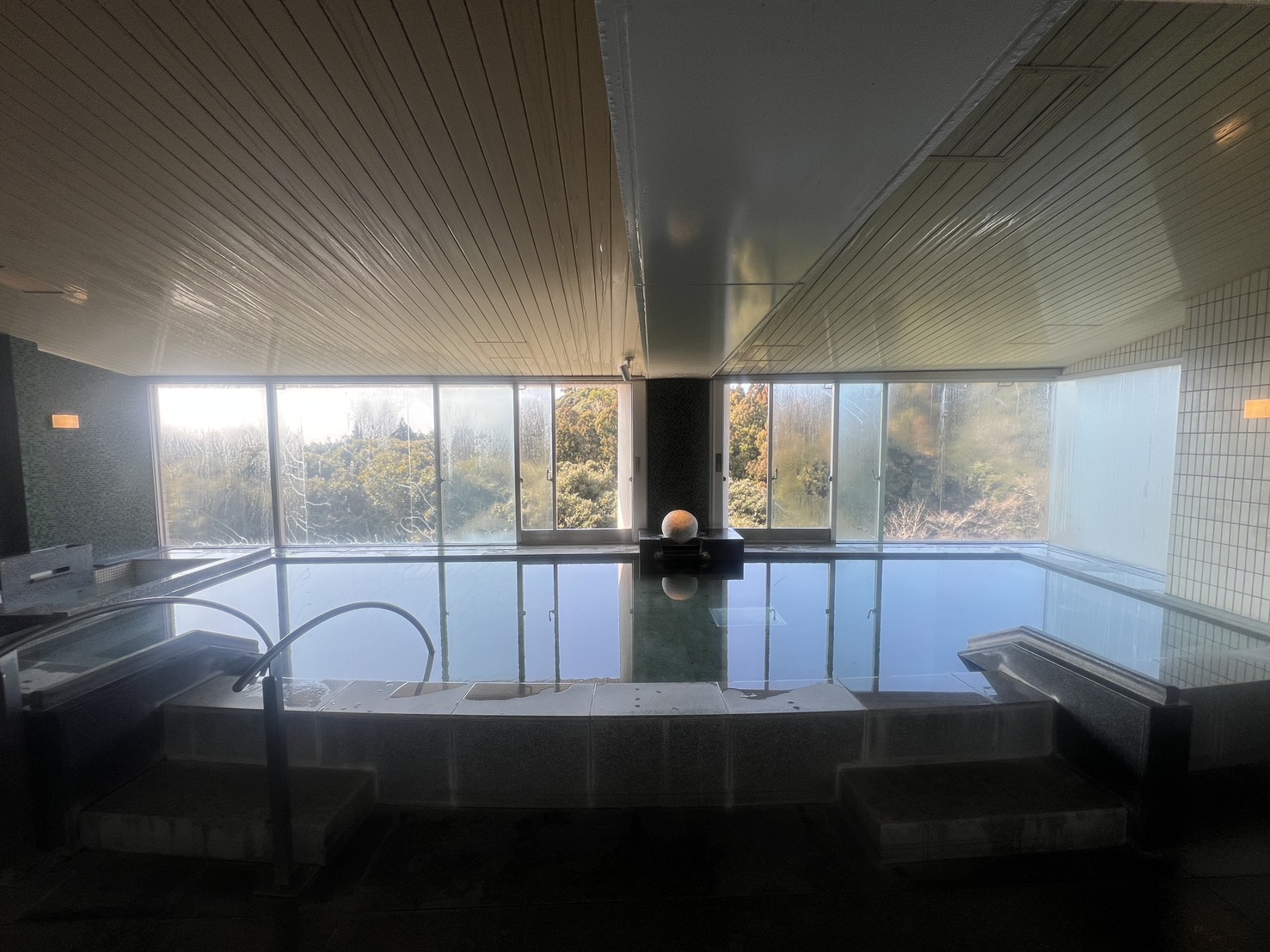 ホテル清掃|株式会社ライフスタッフ